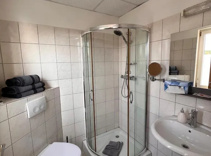 Hotel Gaeste & Seminarhaus Harz Ballenstedt